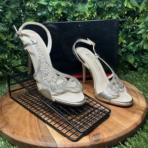 E! Live From The Red Carpet Heels Women’s 9 Gold Dress Bridal‎ Sandals 1679